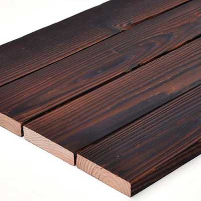 碳化木桑拿板和防腐木有什么区别（炭化木还是防腐木好）